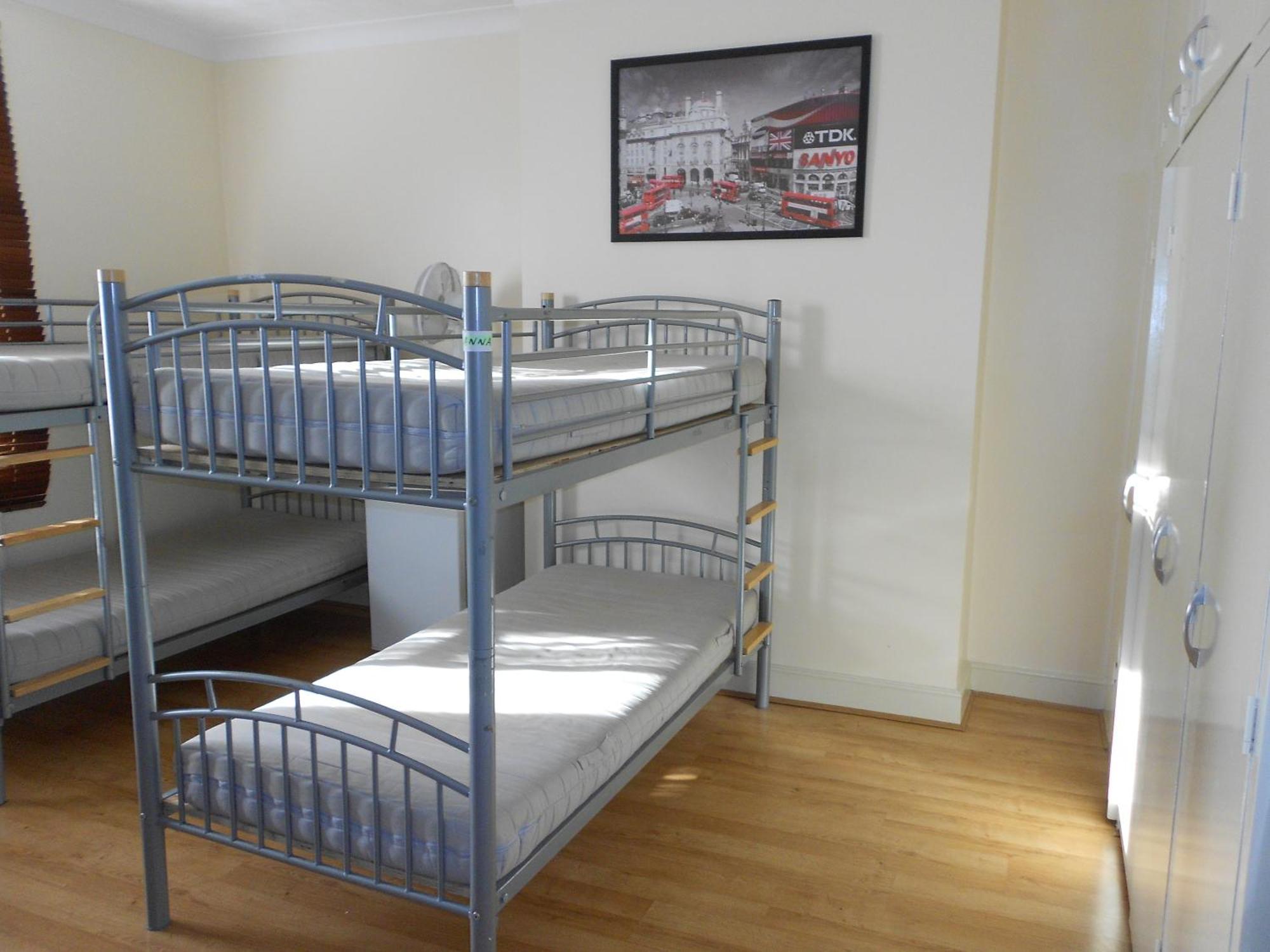 24/7 London Hostel מראה חיצוני תמונה
